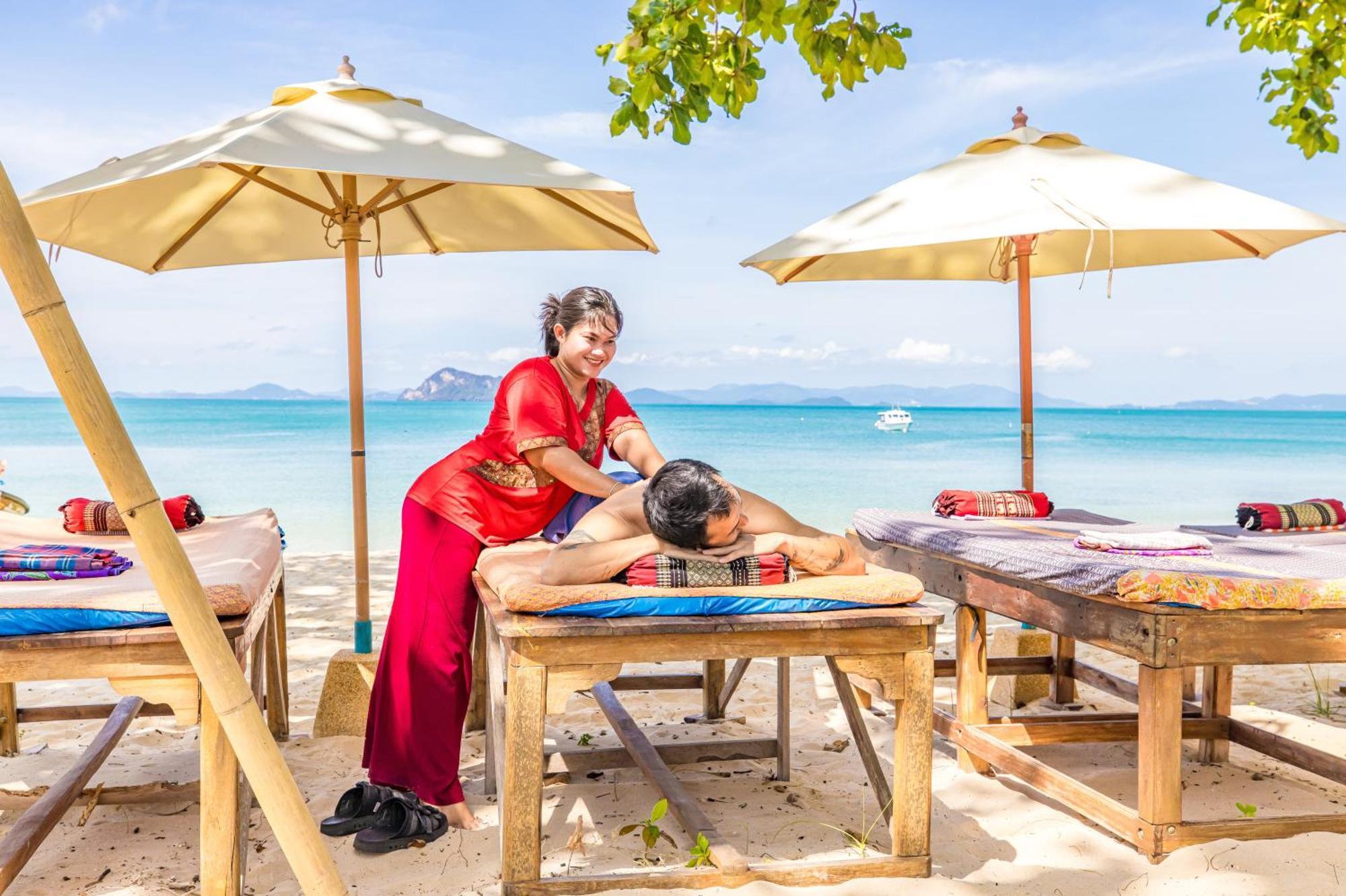 Royal Yao Yai Island Beach Resort Ko Yao Dış mekan fotoğraf
